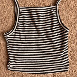 Cropped Stretchy Black & White Tank Top